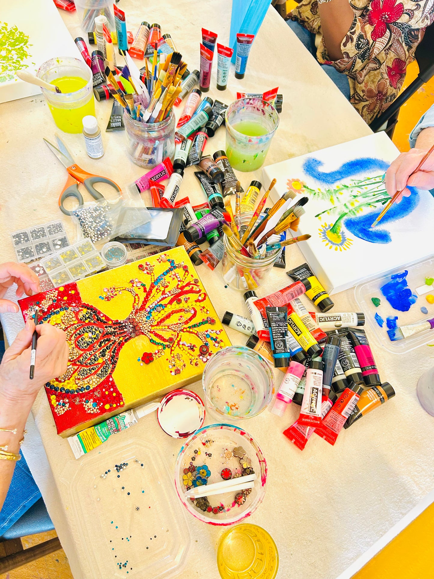 Art is Life - Session 21: "THERE is a CRACK in EVERYTHING, THATS'S HOW the LIGHT GETS in(or: FINDING JOY in OUR LIVES AGAIN)."